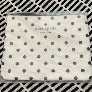 NWT Kate Spade Black and White Polka Dot makeup bag
